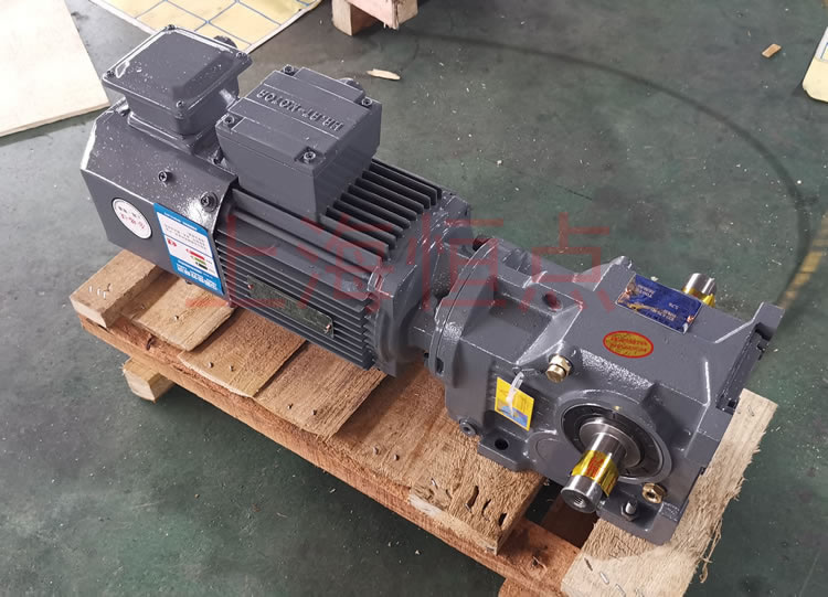 K37系列減速機輸入配變頻電機，輸出雙軸A+B 實物照片